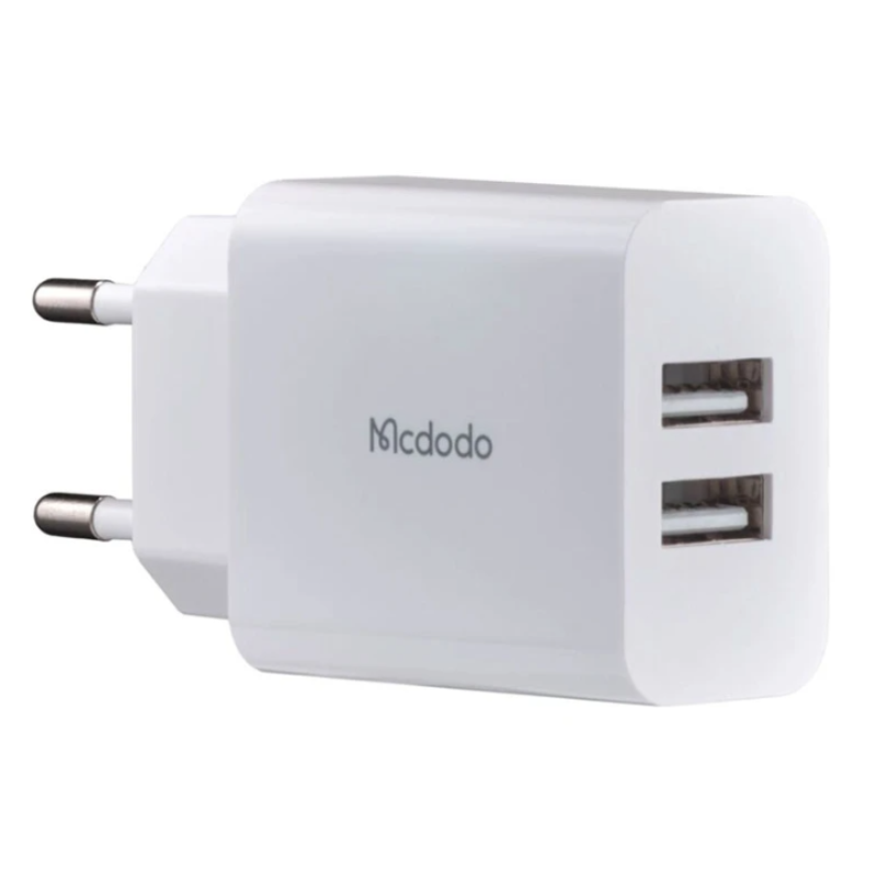 Зарядное устройство сетевое с двумя USB входами 2.4А и кабелем Type-C McDodo CH-6721 белое