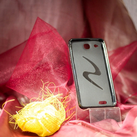 Чехол для Alcatel One Touch Idol Ultra 6033X гелевый, черный