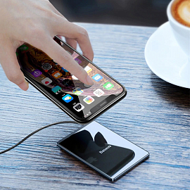 Беспроводная зарядка для телефона ультратонкая 15W Baseus Card (быстрая зарядка) черная
