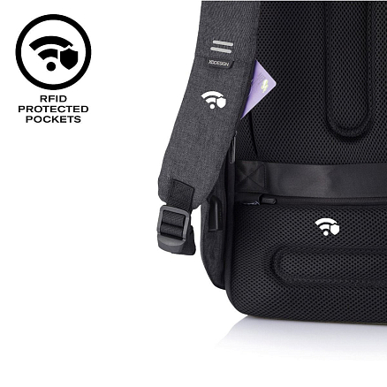 Рюкзак XD Design Bobby Hero Small с отделением для ноутбука до 13,3 дюйма и USB портом антивор черный