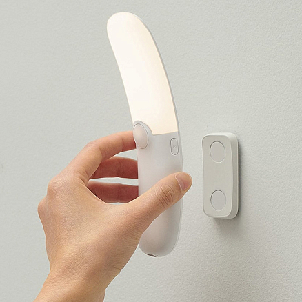 Светильник-ночник с датчиком движения Baseus Crescent Moon