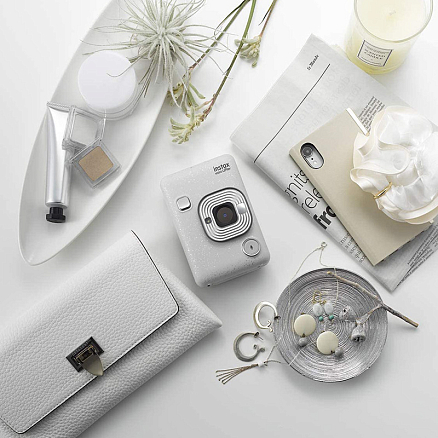 Фотоаппарат мгновенной печати Fujifilm Instax Mini LiPlay белый мрамор