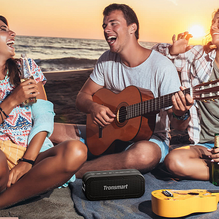 Портативная колонка Tronsmart Force X с защитой от воды, поддержкой MicroSD карт и аккумулятором черная
