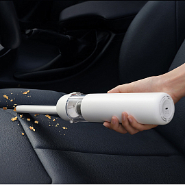 Портативный пылесос Xiaomi Mi Vacuum Cleaner Mini (SSXCQO1XY) белый