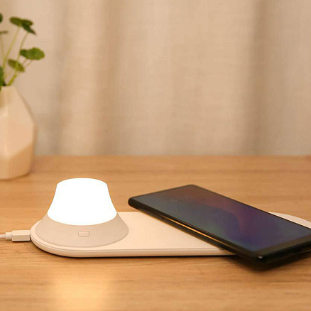 Беспроводная зарядка для телефона с ночником Xiaomi Yeelight YLYD08YI (быстрая зарядка) белая