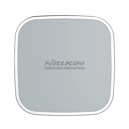 Держатель автомобильный в решетку обдува магнитный с беспроводной зарядкой Nillkin Car Magnetic