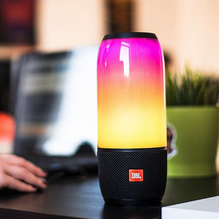 Портативная колонка JBL Pulse 3 с разноцветной подсветкой и с защитой от воды черная