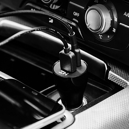 Зарядное устройство автомобильное с USB и Type-C входами 5А 45W Xiaomi ZMI AP721 (быстрая зарядка QC 3.0, PD) черное