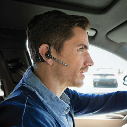 Bluetooth гарнитура Plantronics Voyager Legend мультипойнт