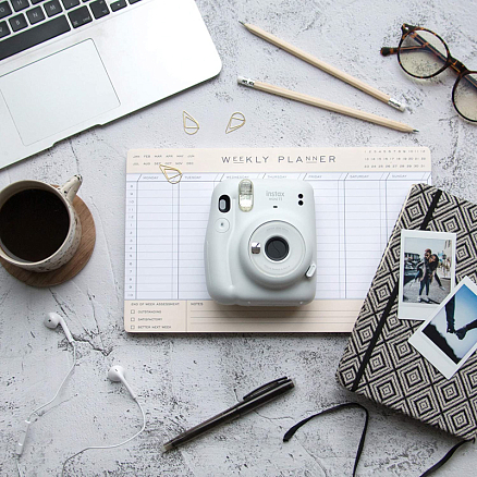 Набор подарочный Fujifilm Instax Mini 11 белый
