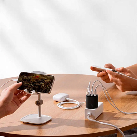 Зарядное устройство сетевое с тремя USB входами Baseus Compact Charger 3U 17W черное