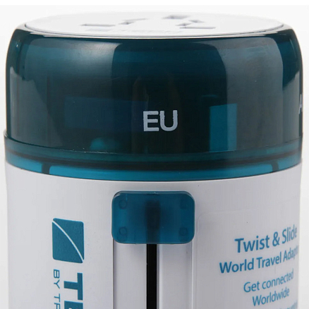 Переходник для розетки универсальный c двумя USB Travel Blue Sliding бело-синий