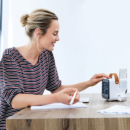 Вентилятор c увлажнителем воздуха портативный настольный Beurer LV 50 белый