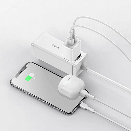 Зарядное устройство сетевое с двумя USB входами Baseus Compact Charger 2U 10.5W белое