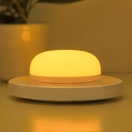 Ночник Nillkin Luminous (работает от беспроводной зарядки или кабеля MicroUSB) желтый