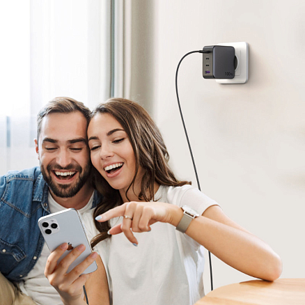 Зарядное устройство сетевое с USB и тремя Type-C входами 100W GaN Ugreen CD226 (быстрая зарядка PD 3.0, QC 3.0) черное