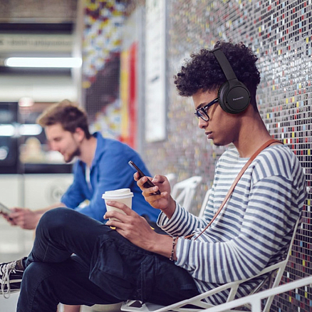 Наушники беспроводные Bluetooth Panasonic RB-HF520BGEK полноразмерные с микрофоном черные