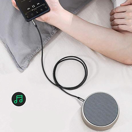 Кабель 3,5 мм - 3,5 мм (стандартный аудио разъем) Aux 1 метр плетеный Ugreen AV112 черный