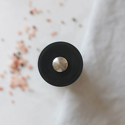 Электрическая мельница для специй Miru Blackcoal KA035 черная