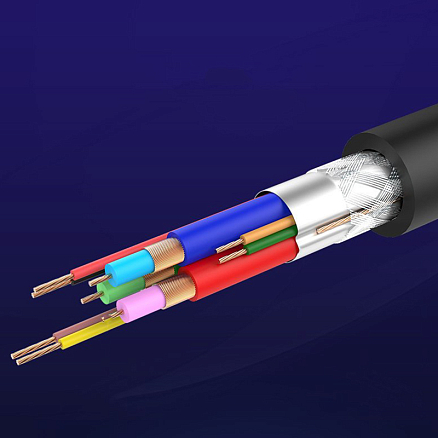 Кабель VGA - VGA (папа - папа) длина 3 м Ugreen VG101 с ферритами черный