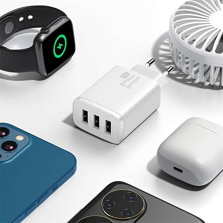 Зарядное устройство сетевое с тремя USB входами Baseus Compact Charger 3U 17W белое