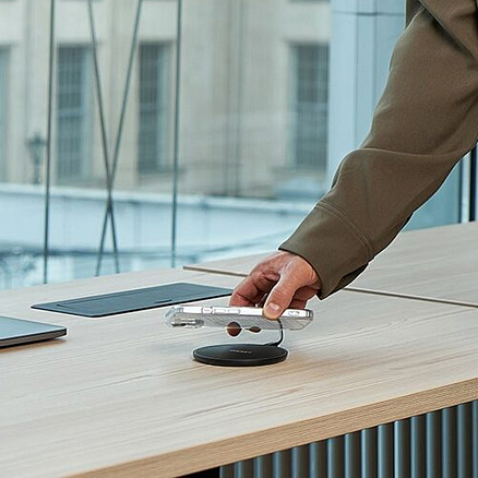 Беспроводное зарядное Rocket Disc 15W