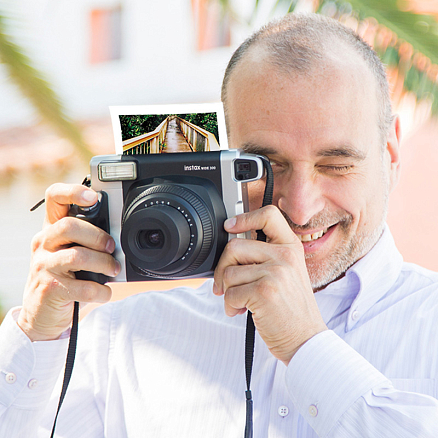 Фотоаппарат мгновенной печати Fujifilm Instax Wide 300 черный