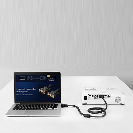 Кабель VGA - VGA (папа - папа) длина 3 м Ugreen VG101 с ферритами черный