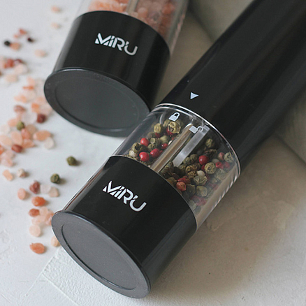 Электрическая мельница для специй Miru Blackcoal KA035 черная