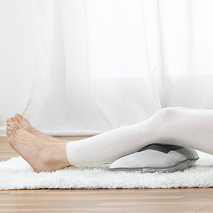 Массажная подушка (массажер) универсальная Шиацу с подогревом Beurer MG 145