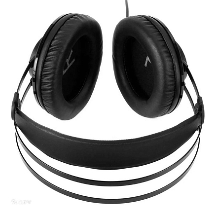 Наушники AKG K52 полноразмерные черные