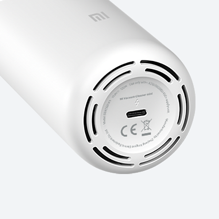 Портативный пылесос Xiaomi Mi Vacuum Cleaner Mini (SSXCQO1XY) белый