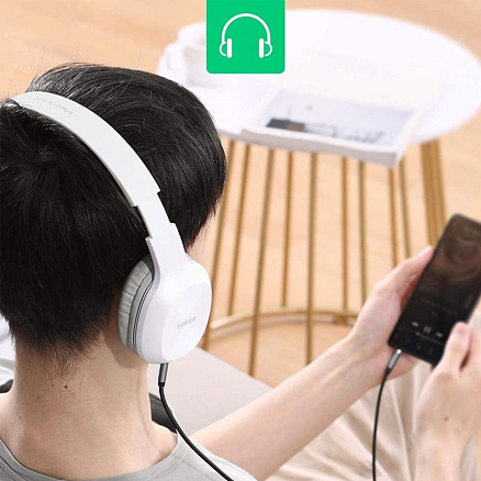 Кабель 3,5 мм - 3,5 мм (стандартный аудио разъем) Aux 2 метра плетеный Ugreen AV112 черный