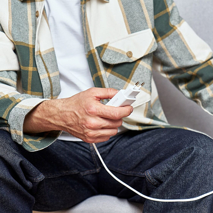 Сетевое зарядное Rocket Slot (белый)