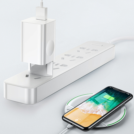 Зарядное устройство сетевое USB 3А 24W Baseus Quick (быстрая зарядка QC 3.0) белое