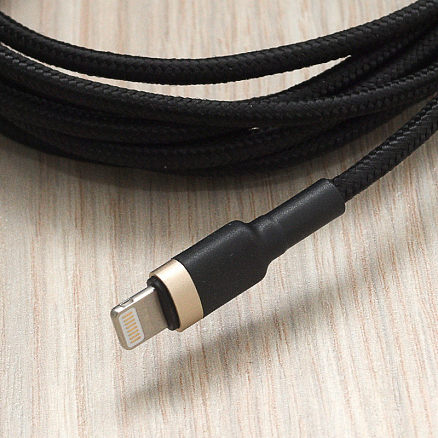 Кабель USB - Lightning для зарядки iPhone 2 м 1.5A плетеный Baseus Kevlar черно-золотистый