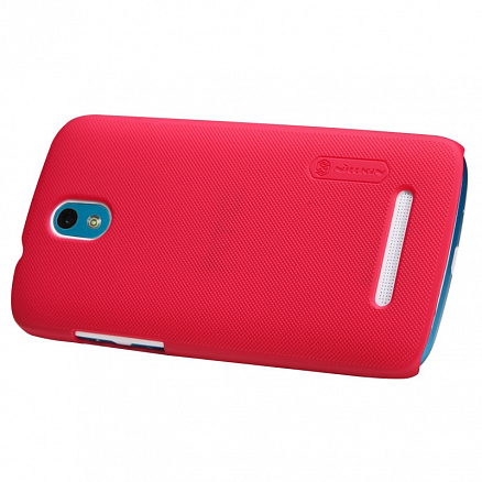 Чехол для HTC Desire 500 пластиковый тонкий Nillkin Super Frosted красный