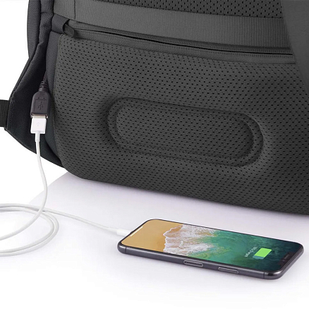 Рюкзак XD Design Bobby Soft с отделением для ноутбука до 15,6 дюйма и USB портом антивор черный