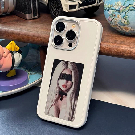Чехол для iPhone 15 гибридный DIY с NFC E-ink дисплеем белый