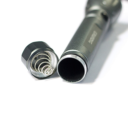 Фонарик светодиодный Grundig G-34579 12 диодов водонепроницаемый серый