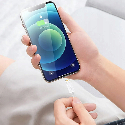 Кабель USB - Lightning для зарядки iPhone 2 м 2.4А плетеный Baseus Dynamic белый