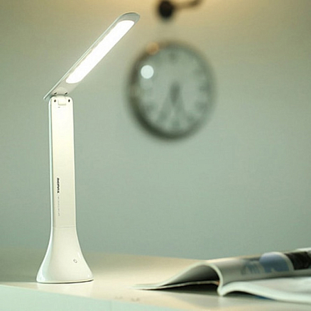 Лампа светодиодная настольная Remax Twilight белая