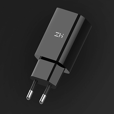 Зарядное устройство сетевое с USB входом 18W 3A Xiaomi ZMI HA612 (быстрая зарядка QC 3.0) черное