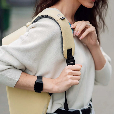 Рюкзак XD Design Bobby Hero Spring с отделением для ноутбука до 13,3 дюйма и USB портом антивор бежевый