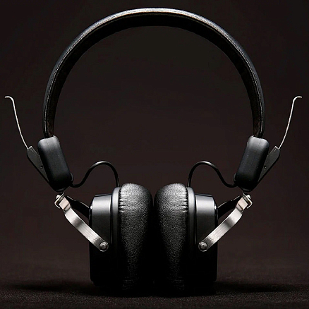 Наушники беспроводные Bluetooth TFN Star полноразмерные с микрофоном черные