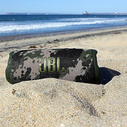 Портативная колонка JBL Charge 5 с защитой от воды и аккумулятором для телефона на 7500мАч камуфляж