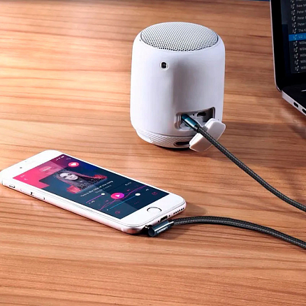 Кабель 3,5 мм - 3,5 мм угловой (стандартный аудио разъем) Aux 1 метр плетеный Ugreen AV112 черный