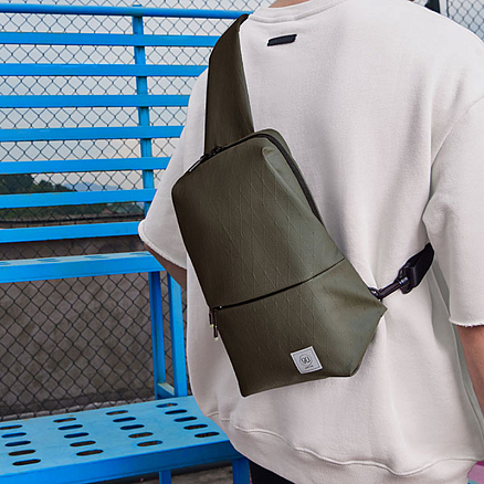 Рюкзак однолямочный Ninetygo Sity Sling с отделением для планшета зеленый