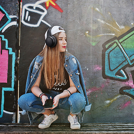 Наушники беспроводные Bluetooth Panasonic RB-M700BGE-K полноразмерные с микрофоном и активным шумоподавлением черные