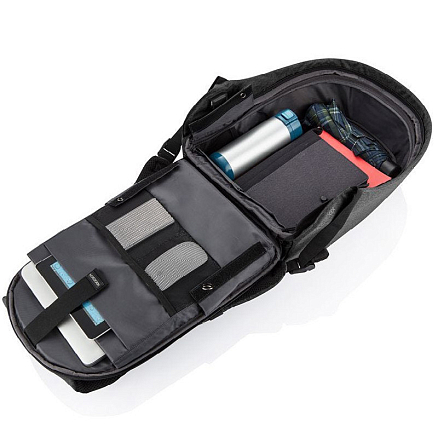 Рюкзак XD Design Bobby Hero Small с отделением для ноутбука до 13,3 дюйма и USB портом антивор черный